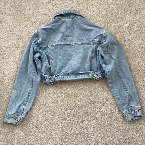 Forever 21 Cropped Denim Jacket - Picture 5 of 7